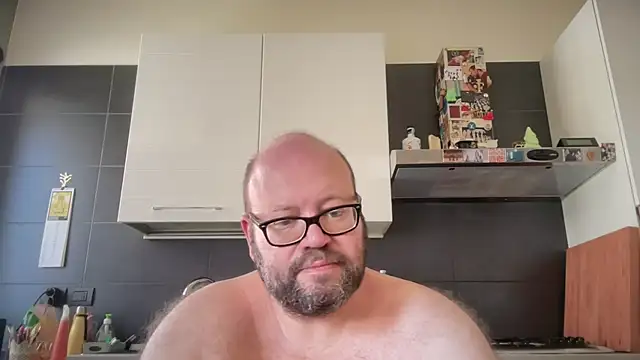 theitalianbear live cam