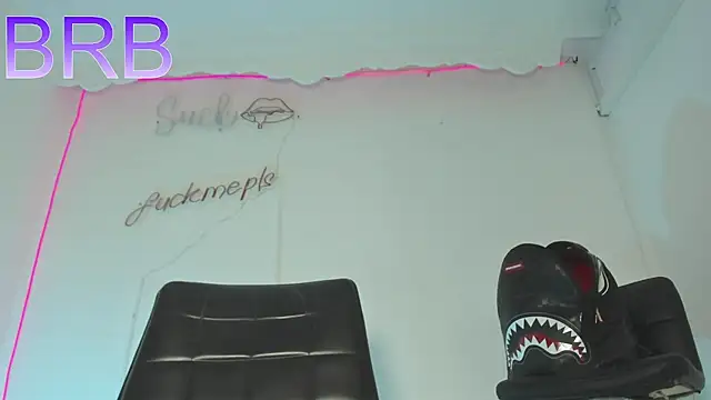 Syly - Male webcam sex chat
