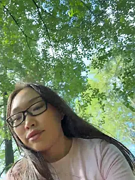 trytomakememoam webcam