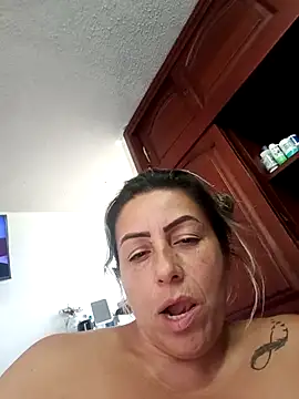 maynor_1998 live cam