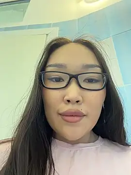 trytomakememoam webcam