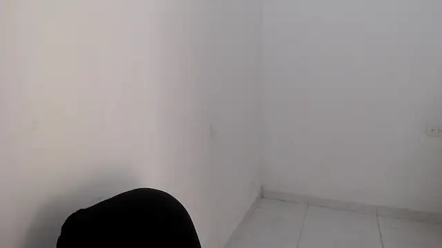 estefania224 live cam
