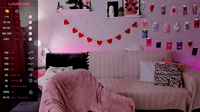velvet_cherry_ webcam