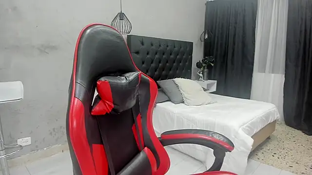 Charlie___Musk webcam