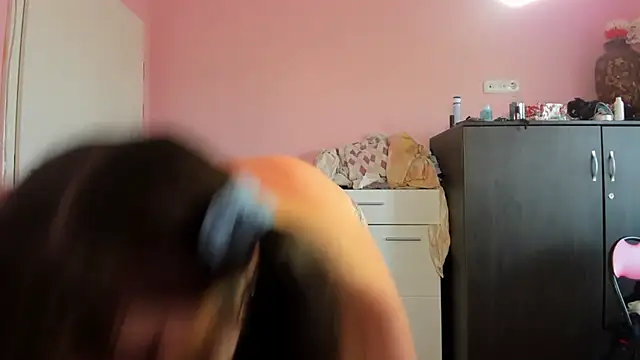 hotsweetangel (F milf) - need a good fuck/ anal or huge squirt