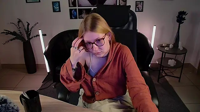 lanafitch webcam