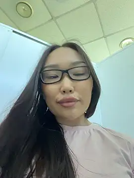 trytomakememoam webcam