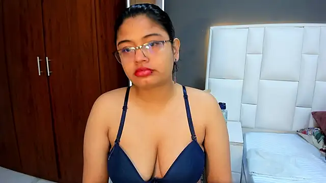 Watch yeral2017 live on EroticFlix - High definition streams