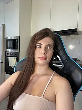 CurlyLara live sex cam