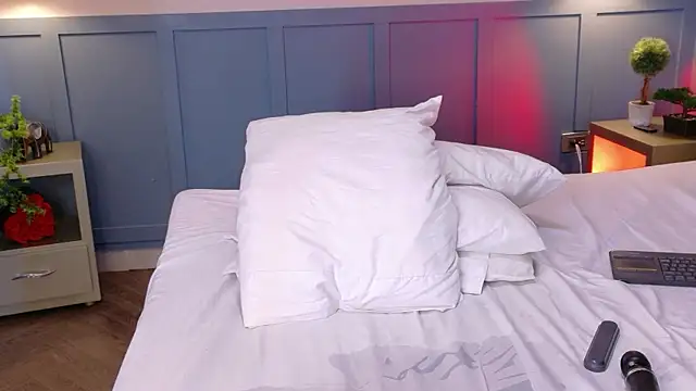Chloe-Rose- webcam