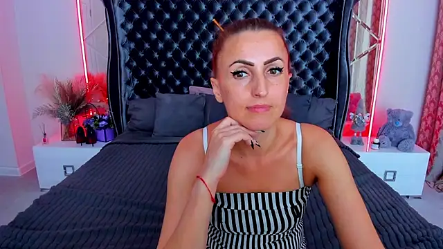 Rebecca_Diamond webcam
