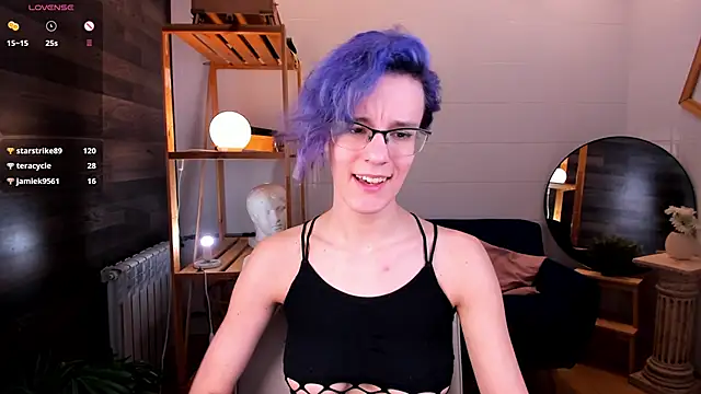 AuraLaunni webcam
