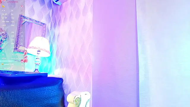 alexa_cruz__ webcam