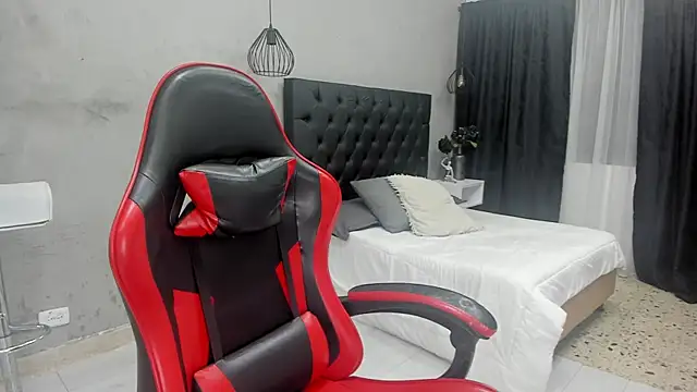 Charlie___Musk webcam