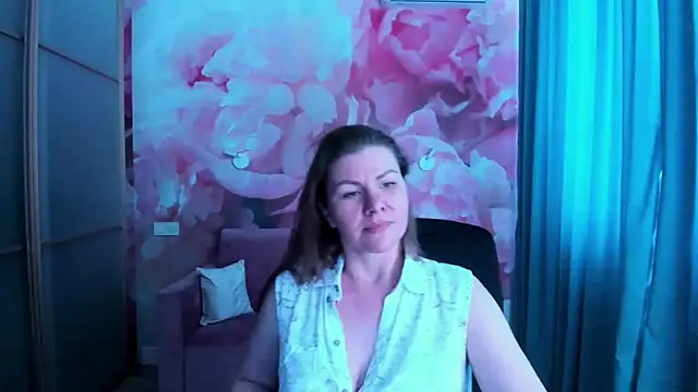 LunaKissesx webcam