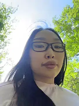 trytomakememoam webcam