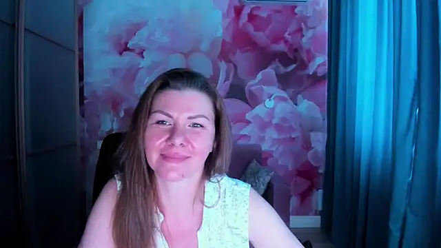 LunaKissesx webcam