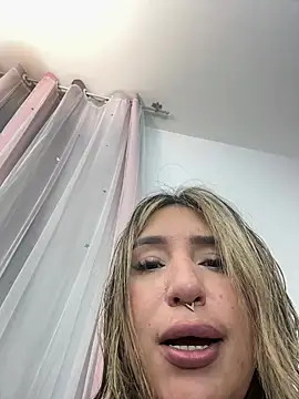 victoriacopper webcam