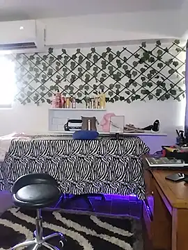 Alison_fitness webcam