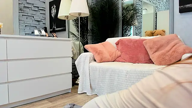 Reina_Cummings webcam