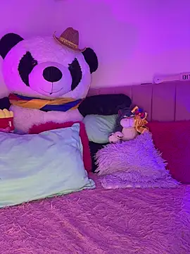 LindaWz_ webcam