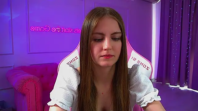 SofiaSarvains webcam