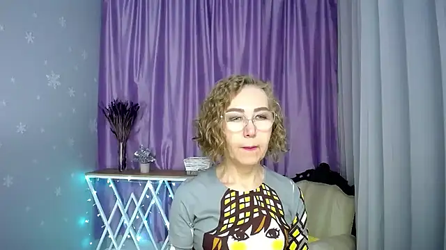 queen_a_n_i webcam