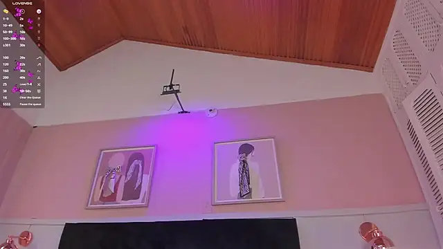 elodie_walker webcam