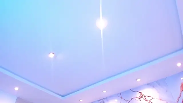 kiana_cream webcam
