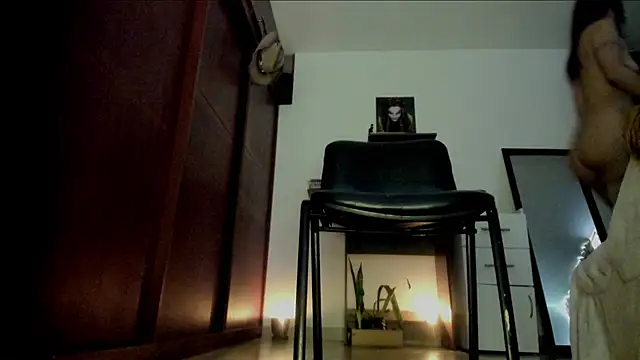 Lucyerobbie webcam