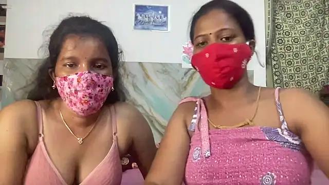 Tamil_Sajitha webcam