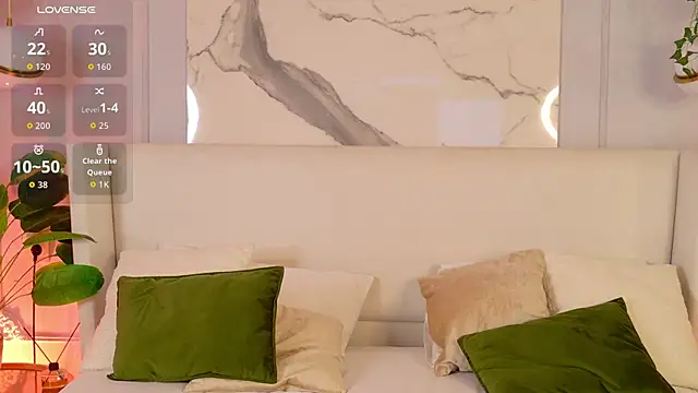 MaryNixon_ webcam