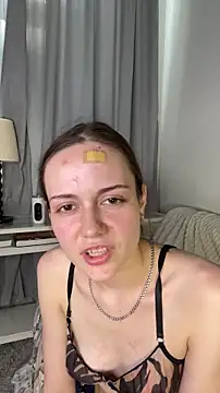 MalvinaTrafford webcam
