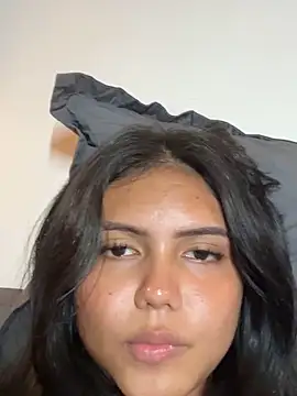zara_noire webcam