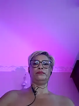 LunaBlaise webcam