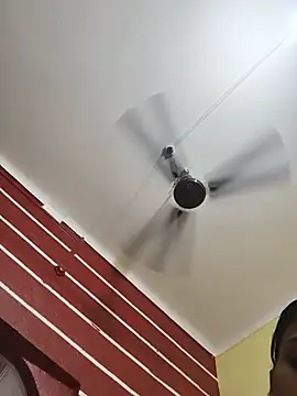 Rubina_Love webcam