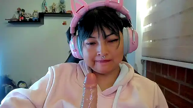 shaddycute_ (F milf) - We're going to misbehave.