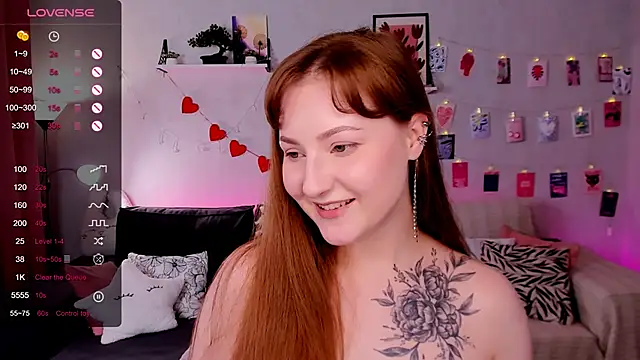 velvet_cherry_ webcam