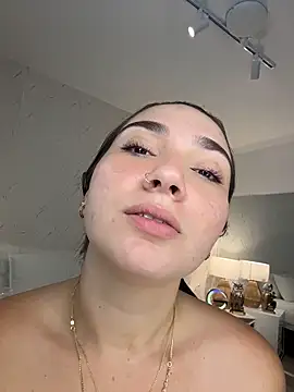 ava_blue webcam