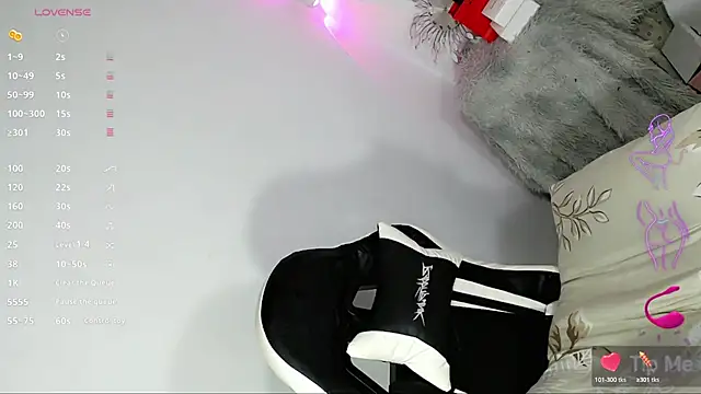 mia_holly18 live cam