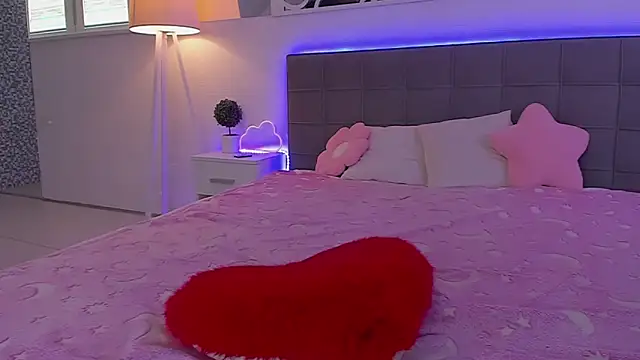 LuisaClover webcam