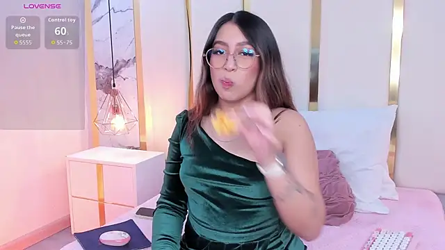 KamilaVegga webcam