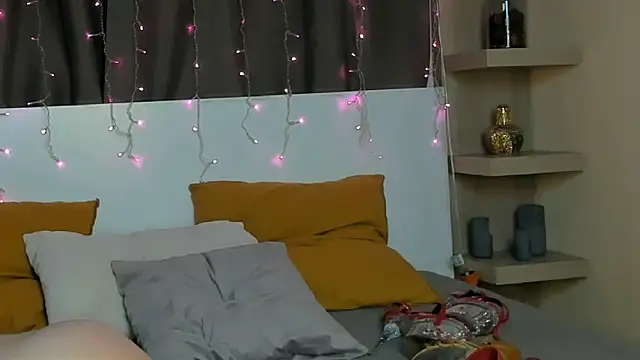 IninityKittyx webcam