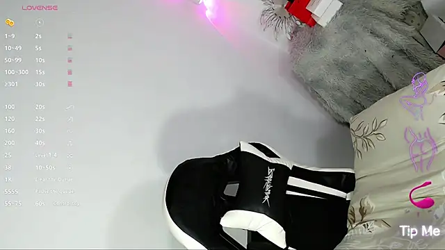 mia_holly18 live cam