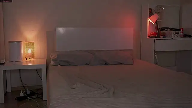 missbeatriss (G young) - Cum on face sex