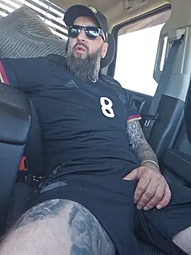 Beardedtattood webcam