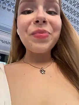 Liza_risky live cam