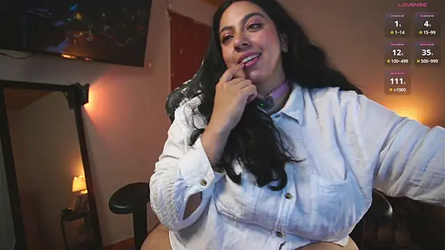 coraline_latin webcam