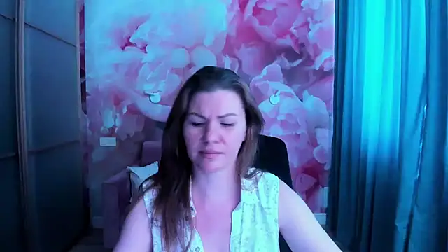 LunaKissesx webcam