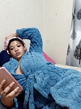 Watch FreakyAngel3X live on EroticFlix - High definition streams